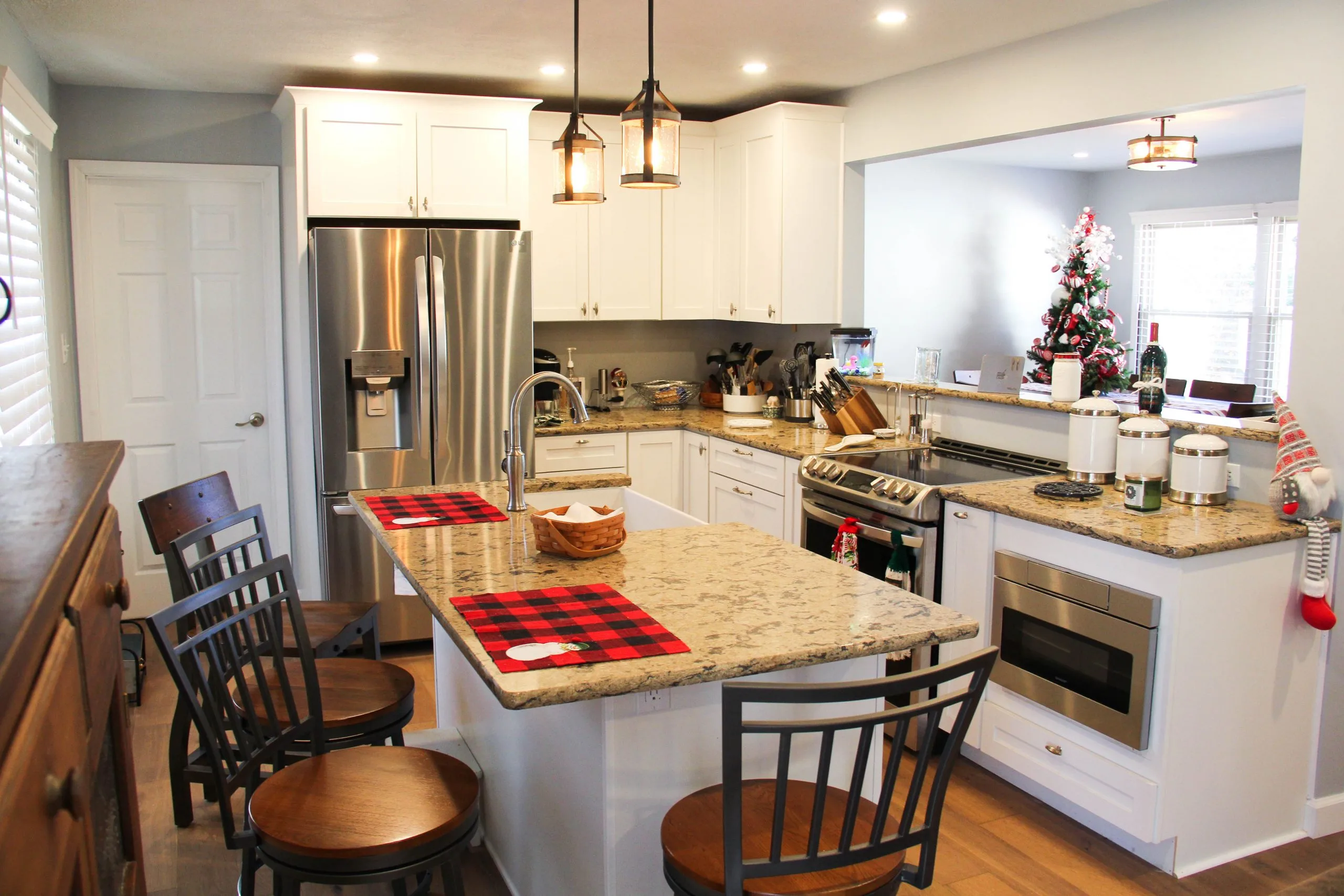 Deck the Halls with Quartz Countertops