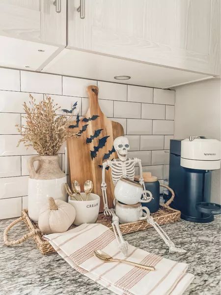 Halloween Kitchen Decor